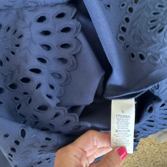 Elegant Navy Sleeveless Dress - Picture 4 of 4